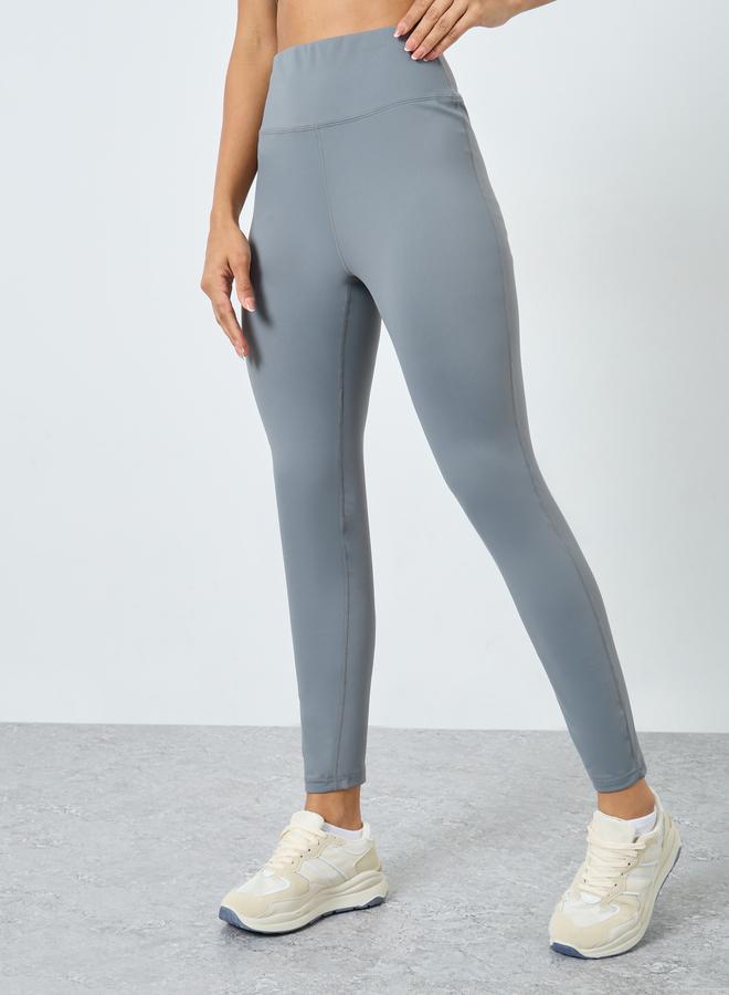 ستايلي اكتيف طقم من 3 - جاكيت بتفاصيل جيب شبكي وحمالة صدر مع ليقنز - Image 5