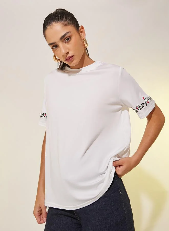 Take Two Embroidered Detail Short Sleeve Regular Fit T-Shirt