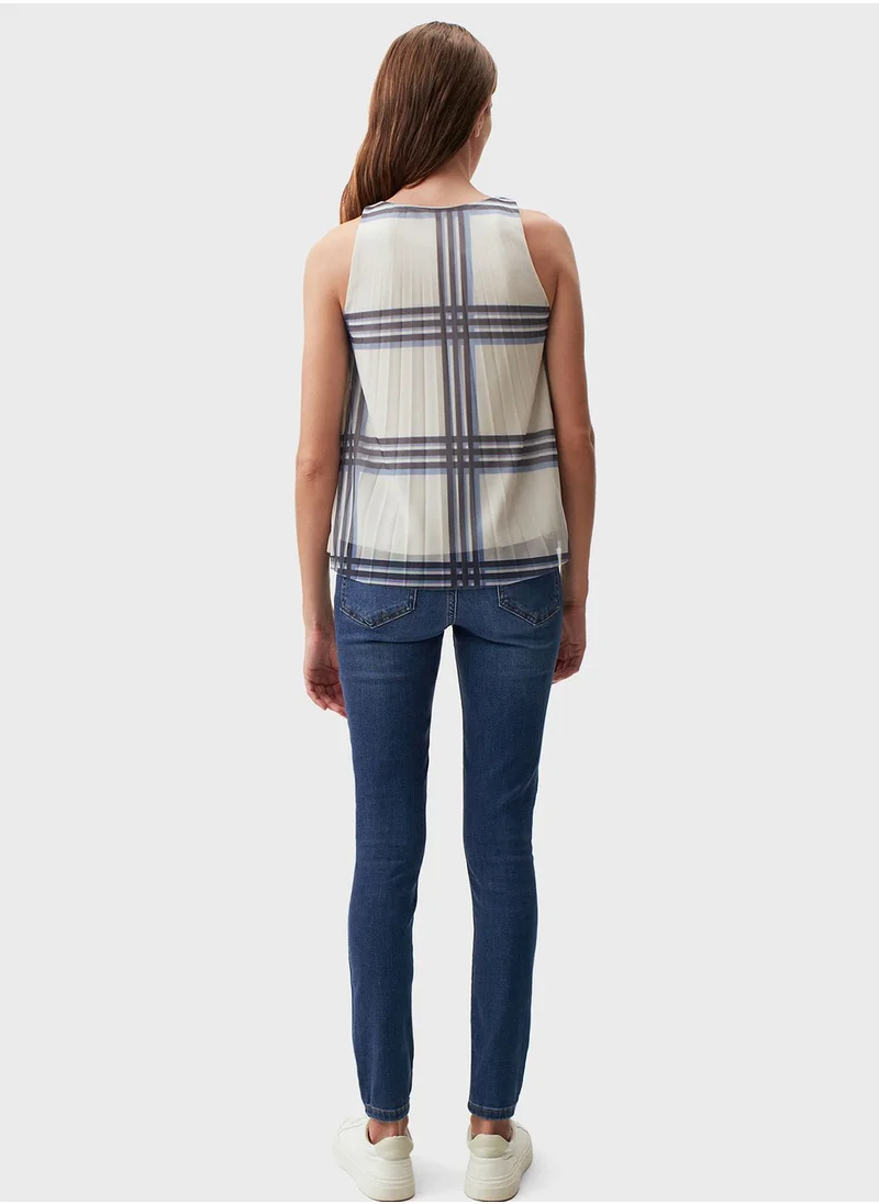 جيمي كي Patterned Pleated Top
