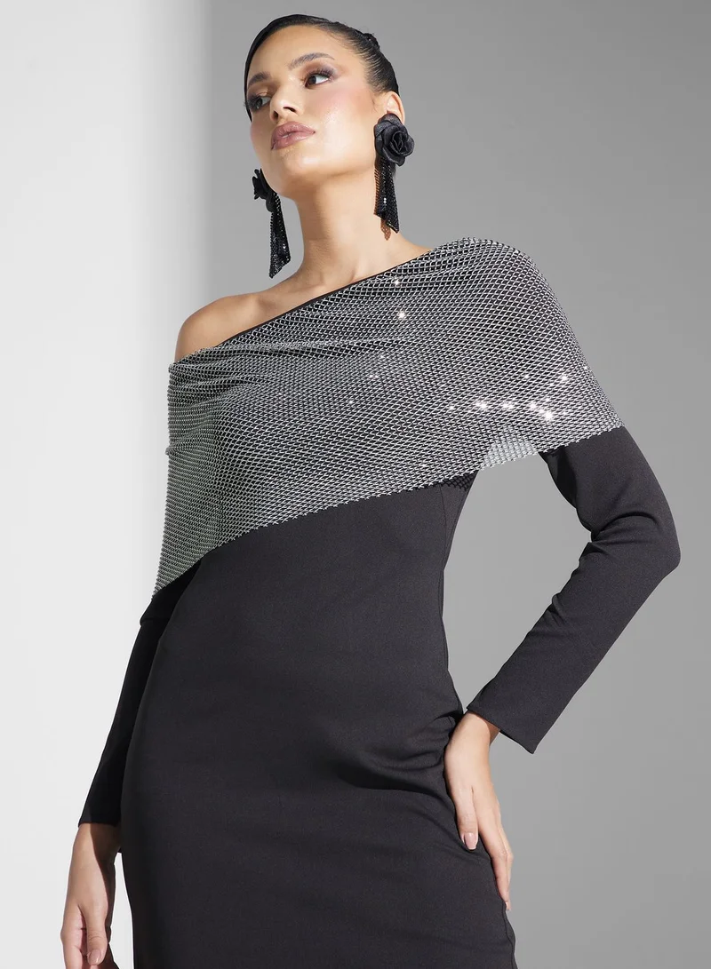 Namshi x One-Shoulder Detail Dress