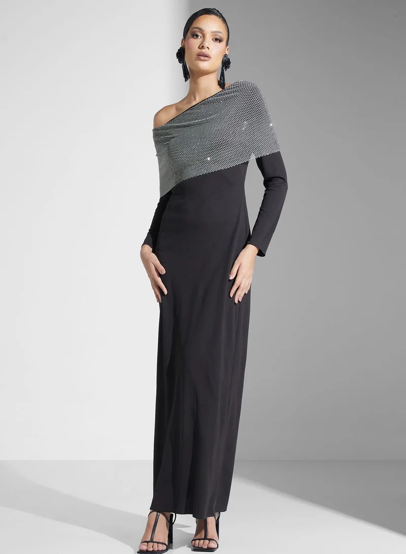 Namshi x One-Shoulder Detail Dress