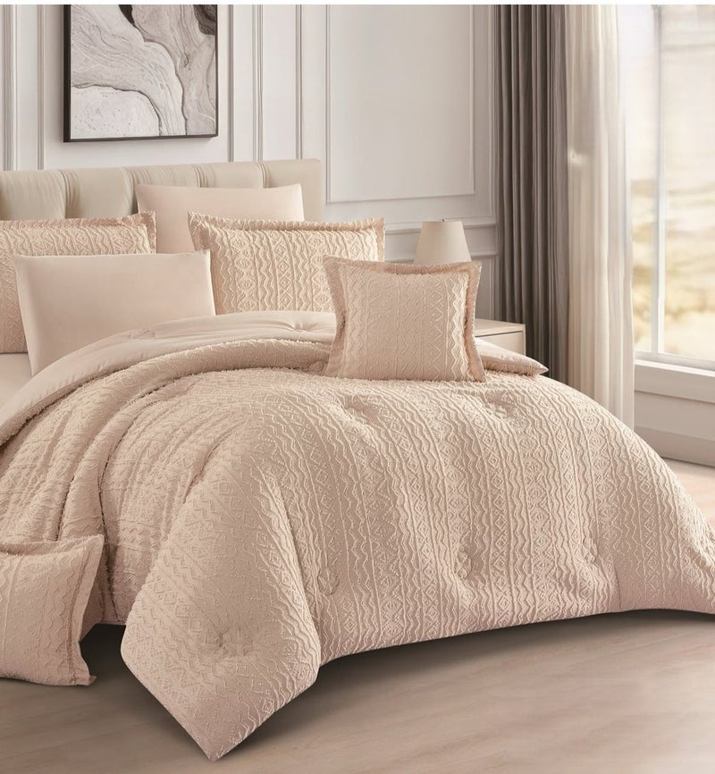 Elegant 8-piece summer bedspread set for a double bed, featuring a quilted design and microfiber material, sized 260x240 cm. - Image 1