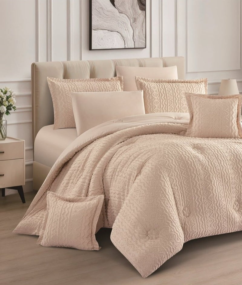 Elegant 8-piece summer bedspread set for a double bed, featuring a quilted design and microfiber material, sized 260x240 cm. - Image 3