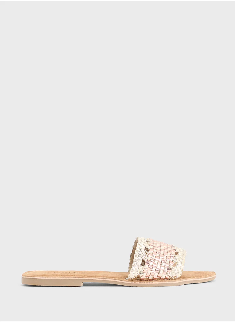 ايلا Cut Out Metallic Flat Sandal