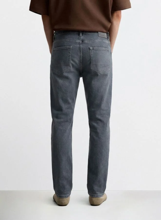 The Indian Garage Co Men Slim Fit Solid Cross Pocket Mid-Rise Jeans