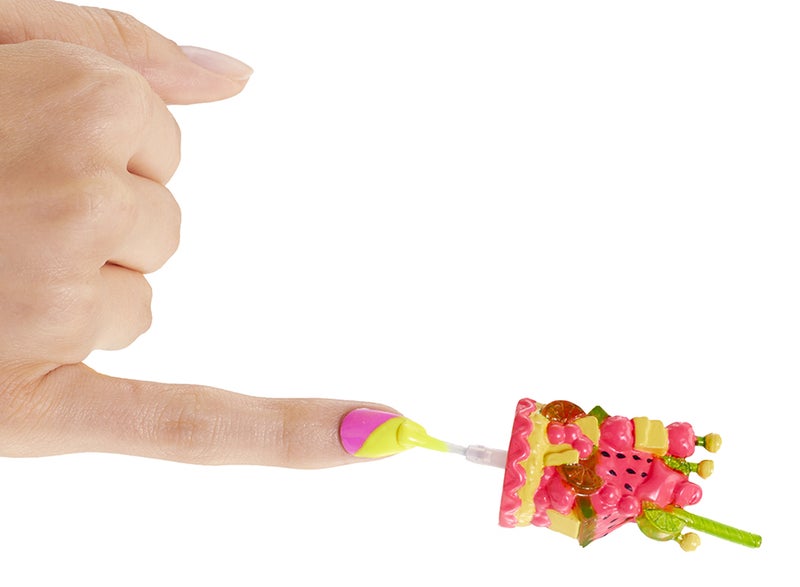 L.O.L. SURPRISE! OMG Sweet Nails Pinky Pops, Space-Themed Doll with Poseable Arms & Legs, Removable Outfit, Fruit Shop Mini Fridge, Nail Accessories, Fun Toy Gifts for Kids Age 4+ - Image 5