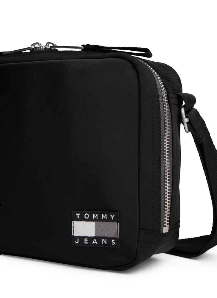 TOMMY JEANS Logo Camera Bag - Image 4
