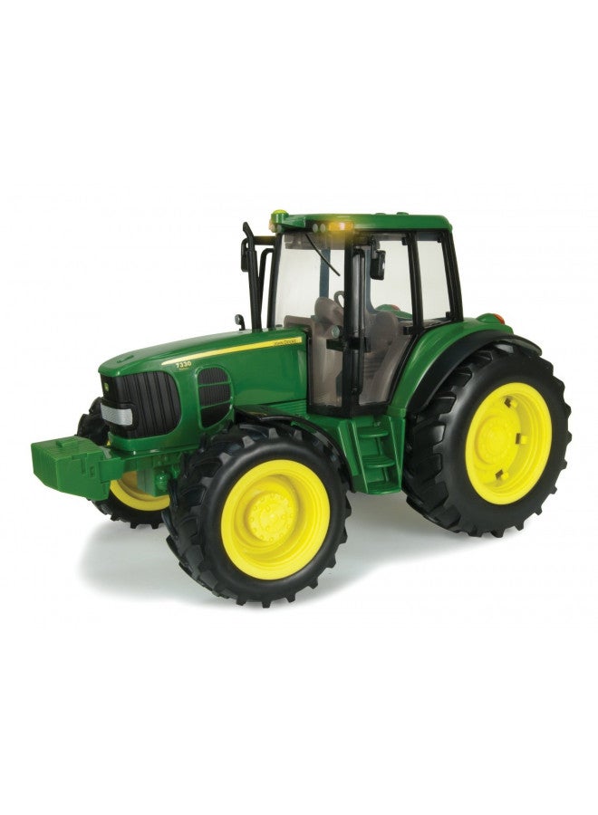 John Deere TOMY John Deere Big Farm Tractor With Lights & Sounds (1:16 Scale), Green