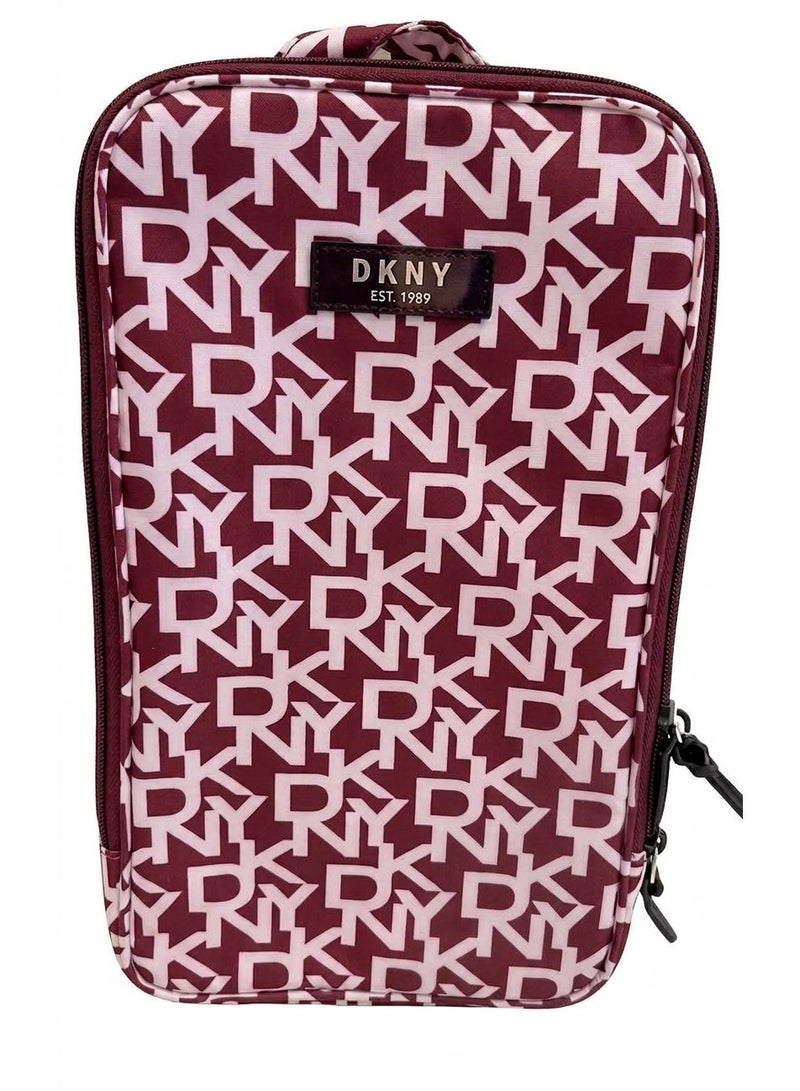 د ك ن ي حقيبة أحذية بسحاب من DKNY Signature | اللون أحمر - Image 1
