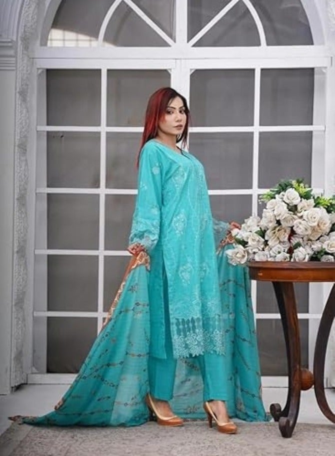 وينشيلز بدلة باكستانية تقليدية مطرزة باللون الفيروزي، مكونة من ثلاث قطع - تصميم زهور، وأكمام طويلة، ووشاح مطابق باللون الأخضر المائي - مقاس متوسط - Image 2