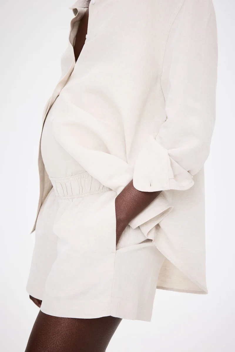 H&M MAMA Linen-blend shorts
