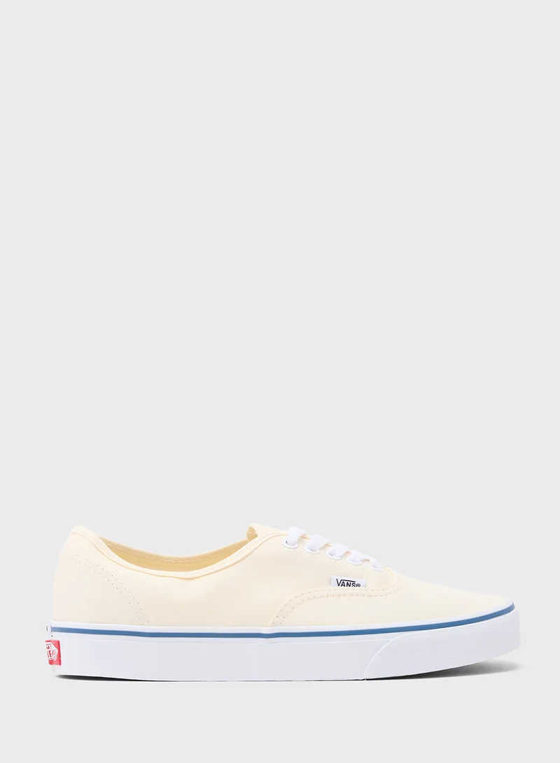 فانز Authentic