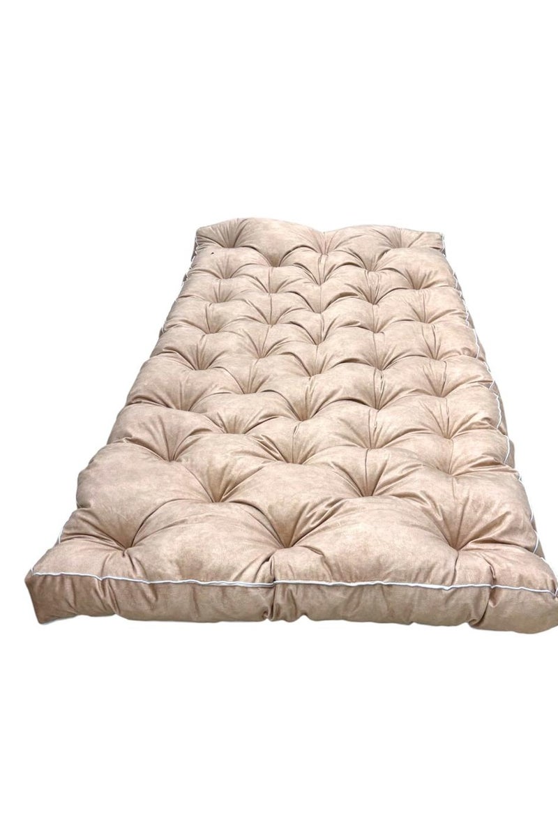 برايدس مرتبة ومطرحة قطنية فاخرة بأبعاد مثالية (180 سم × 90 سم × 10 سم) للمنزل والمخيمات والإستراحات تتميز بالراحة التامة والدعامة المثالية لجعل كل لحظة من الراحة أكثر استرخاءً بفضل قماشها الساده الناعم وارتفاعها المثالي