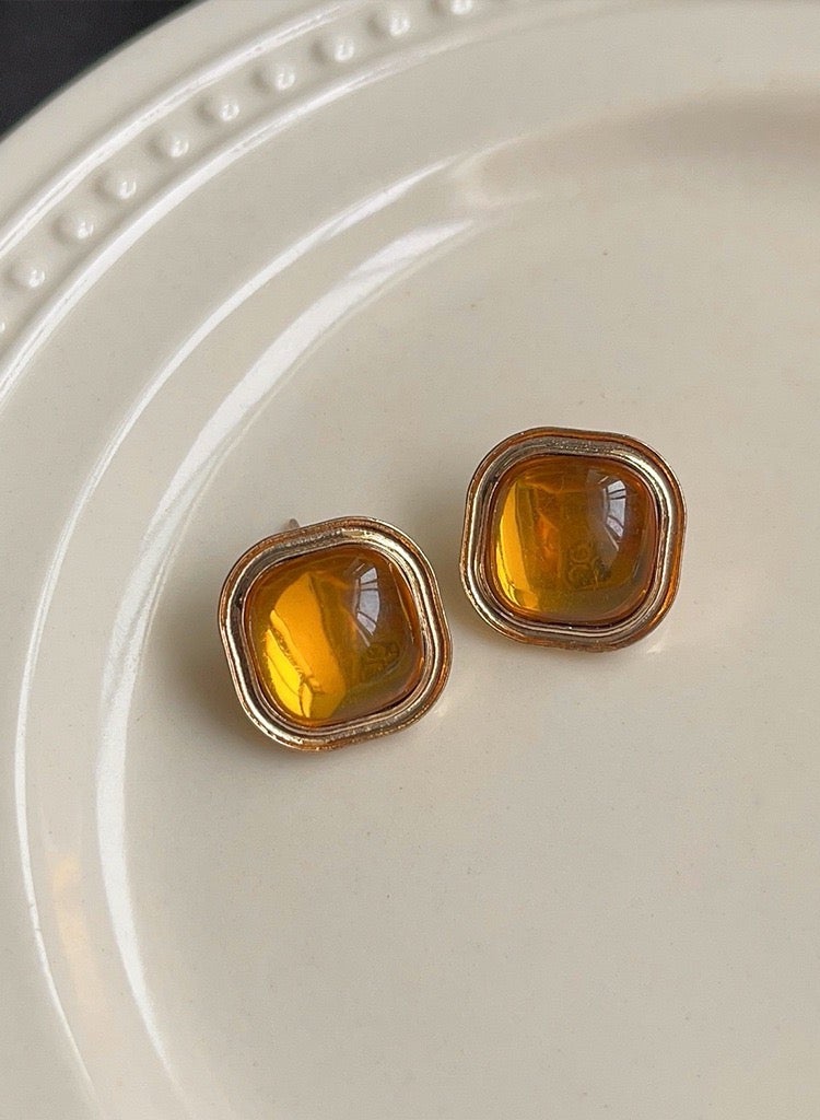 Square orange jewel earrings stud, delicate sparkly simple fashion accessories - Image 1