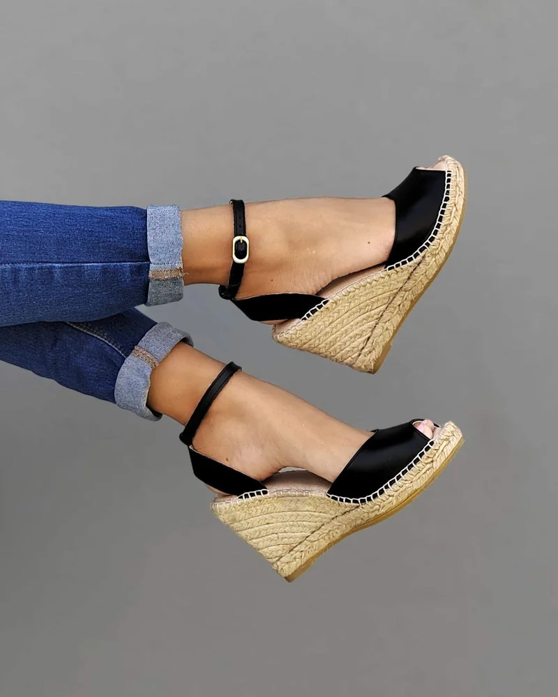 شو كيو Peep Toe Espadrille Wedge