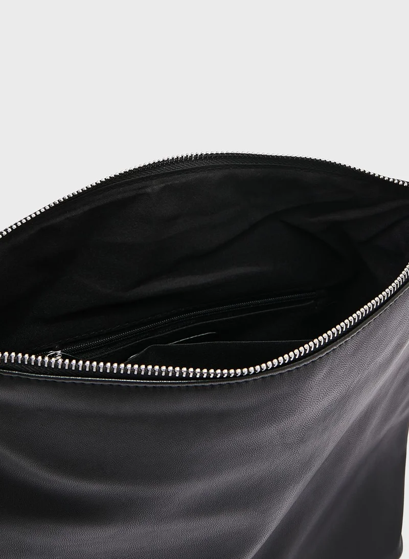 PUBLIC DESIRE Casual Shopper