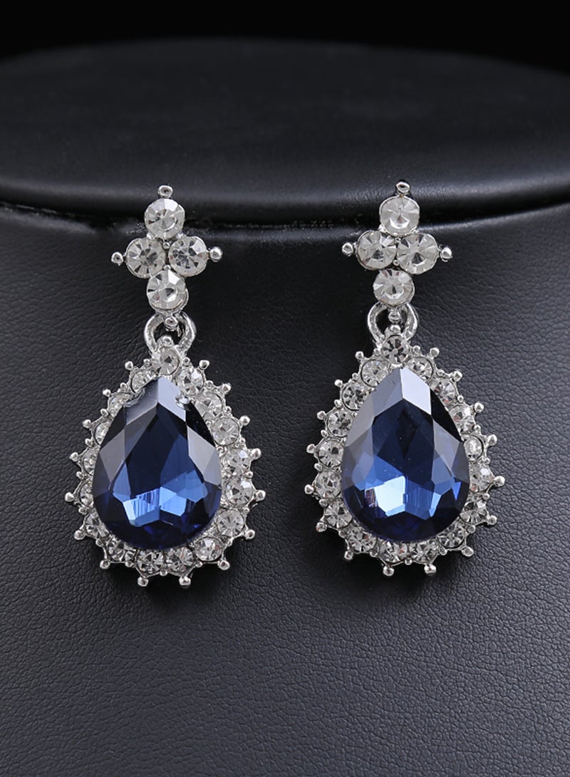 Sharpdo 2-Piece Elegant Retro Necklace and Earrings Set - Image 5