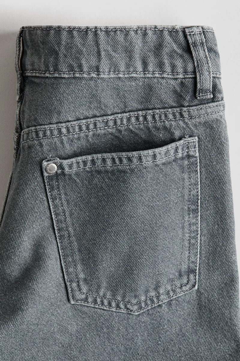 اتش اند ام جينز بقصة مريحة وساق مستقيمة