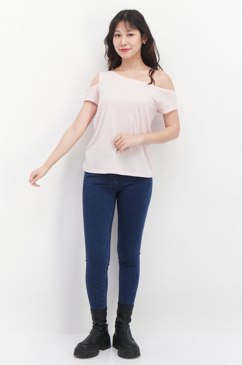 BCBGeneration Women Boat Neck Cold Sleeves Plain Top, Pink - Image 4