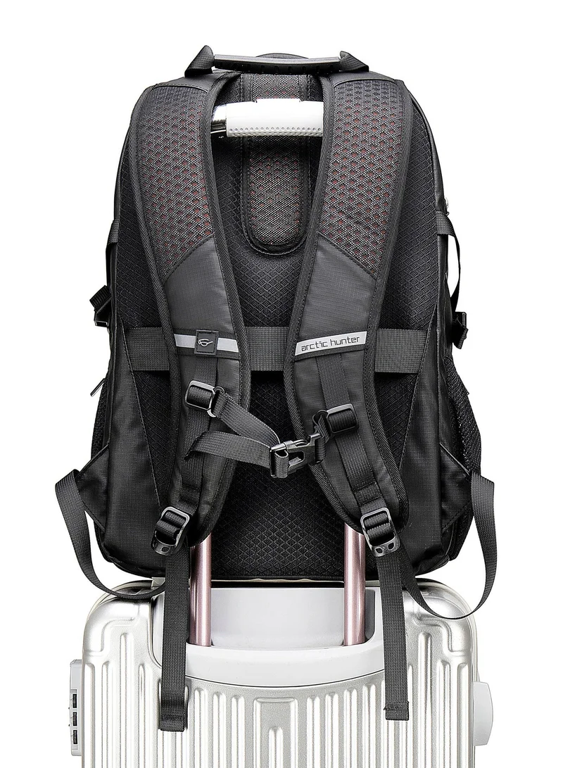 Arctic Hunter Black Travel Daypack Water Repellant Scratch Resistant 30L Backpack with Built In USB/Headphone Port for Men and Women, B00388, Black  | Best Price UAE