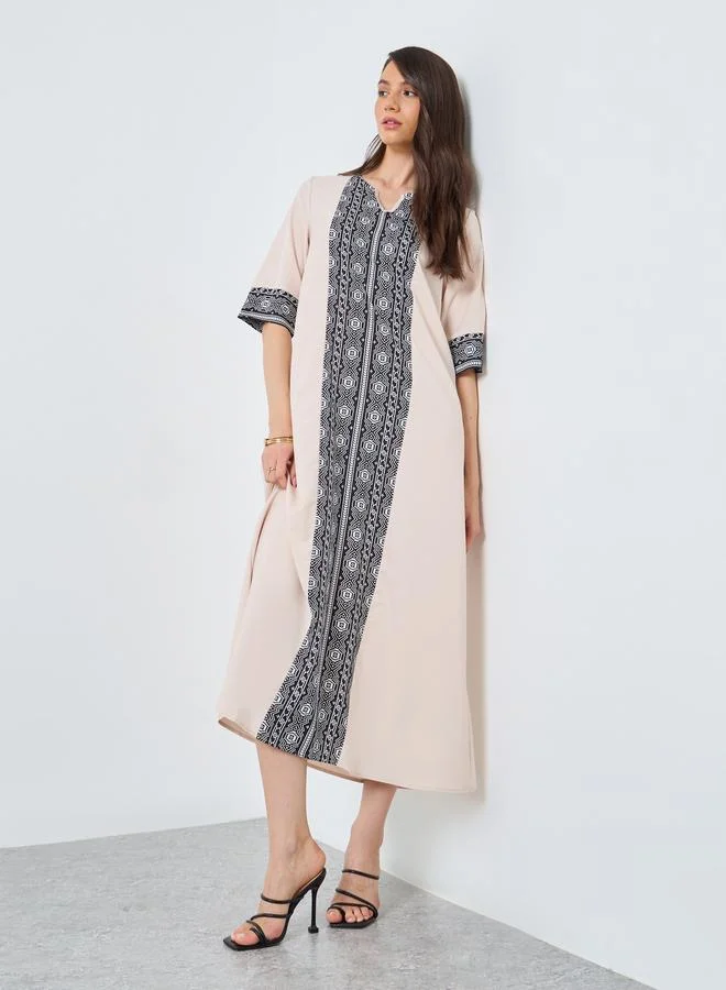 Take Two Contrast Print Maxi Jalabiya with 3/4 Sleeve
