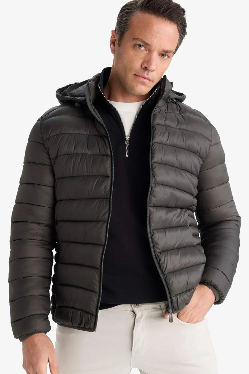 ديفاكتو Slim Fit Hooded Zippered Waterproof Puffer Jacket