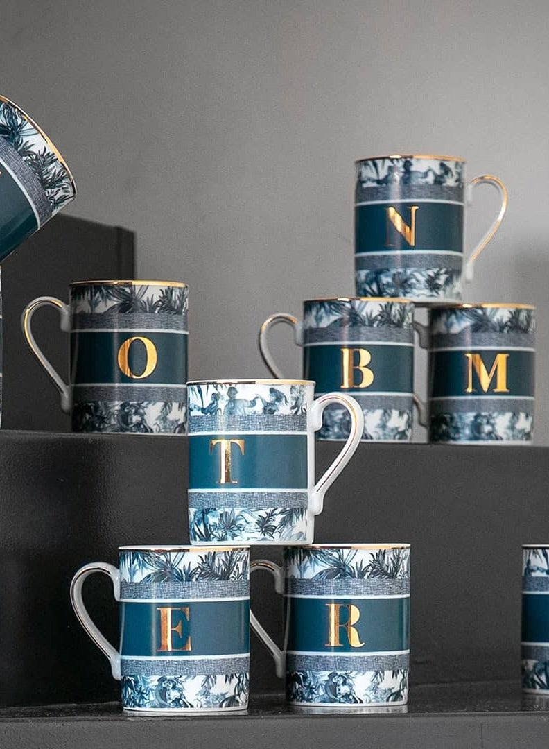 Baci milano Porcelain Coffee Mug - Letter I (10.5 cm), Alphabet Mug with Gold Trim, Customized Mug for Coffee or Tea, Versailles-Inspired Design, Gifts for Women (Incl Gift Box) - Image 3