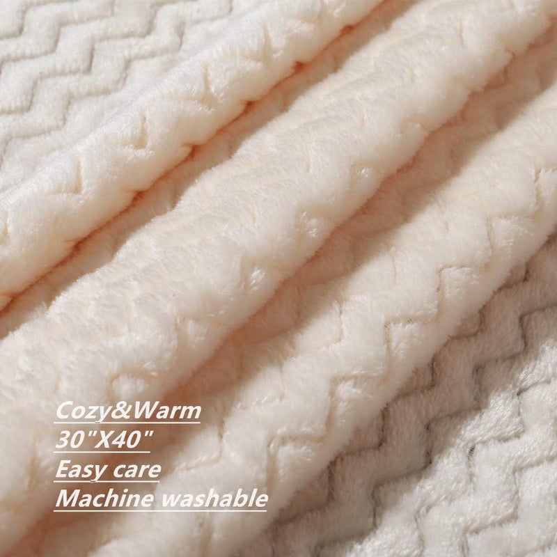 CREVENT 76x102cm Cozy Fluffy Warm Fleece Infant Blanket for Girls & Boys Toddler Crib Cot Stroller (Wave Ivory/White) - Image 4