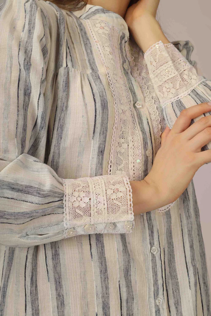 After Dark Deiya, Offwhite Nightdress and Gown