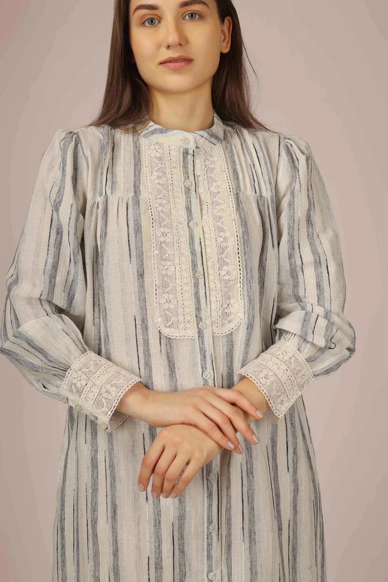 After Dark Deiya, Offwhite Nightdress and Gown