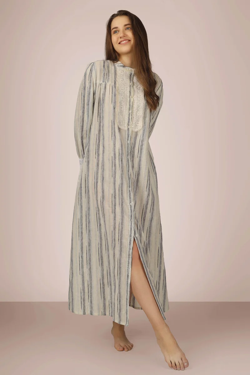After Dark Deiya, Offwhite Nightdress and Gown