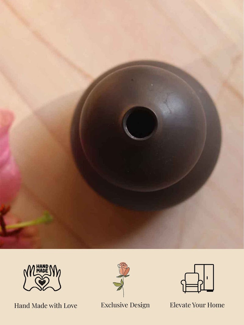 Purezento Oreo Flower Vase Ceramic Decorative Vases with Unique Quality for Home Decor, Center Table, Flowers Pot, Bedroom Side Corners, Living Room Decoration,and Party Centerpieces - Image 3