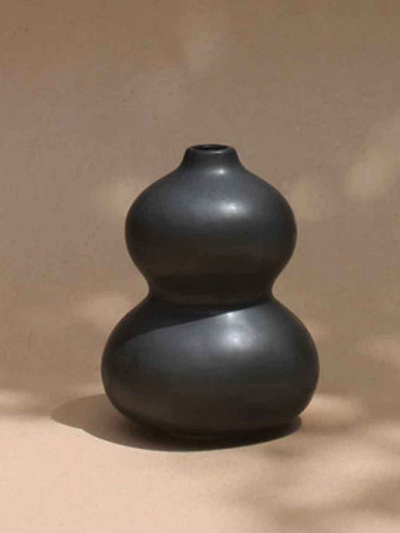 Purezento Oreo Flower Vase Ceramic Decorative Vases with Unique Quality for Home Decor, Center Table, Flowers Pot, Bedroom Side Corners, Living Room Decoration,and Party Centerpieces - Image 1