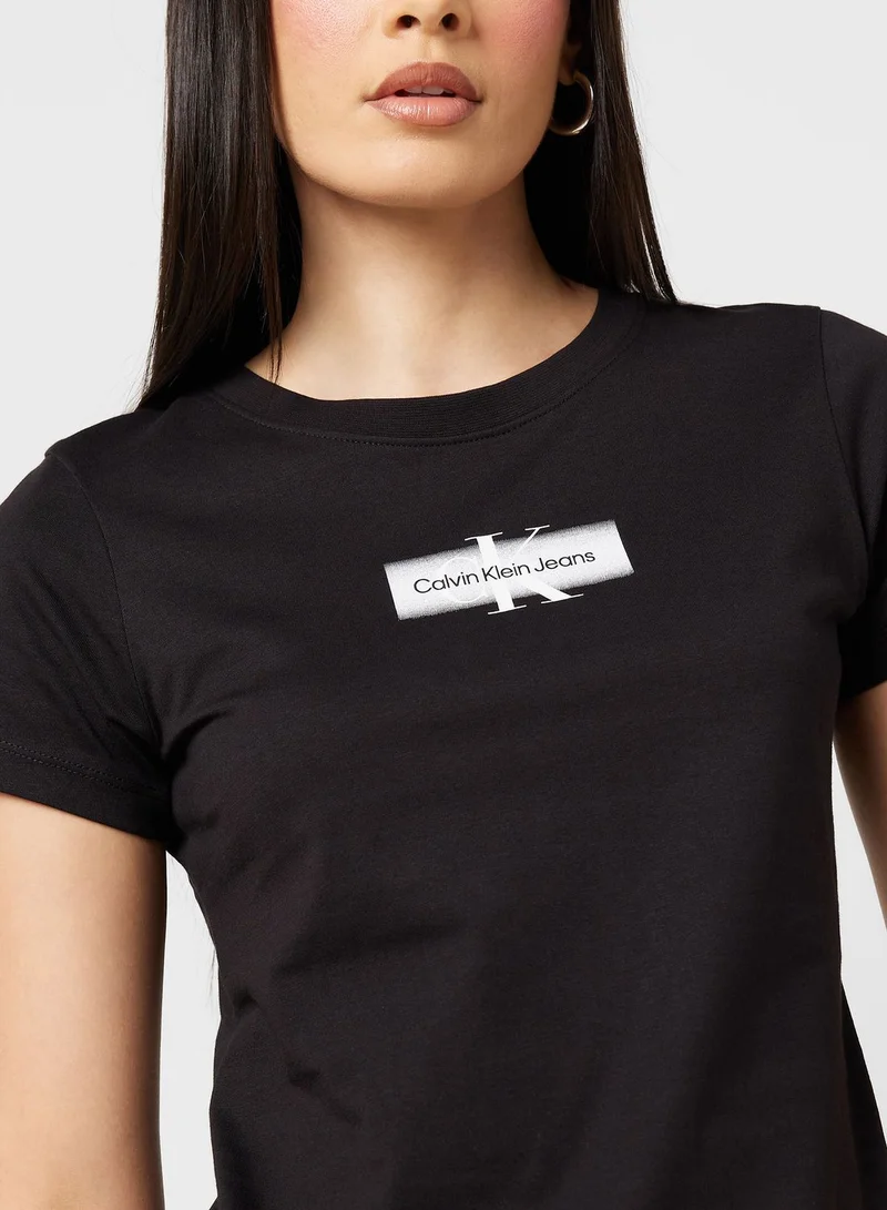 Calvin Klein Jeans Crew Neck Logo T-Shirt