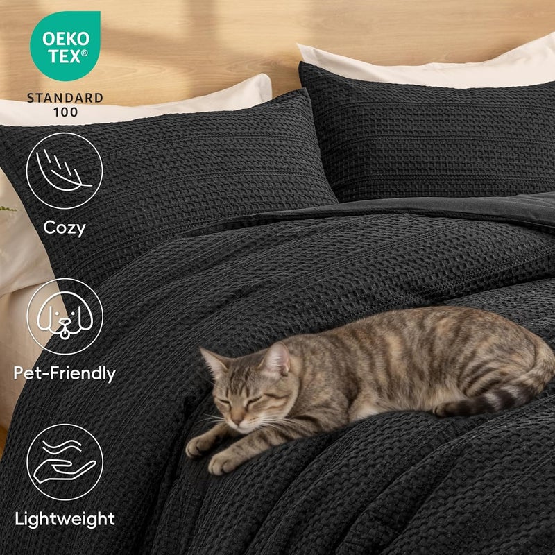 PHF 2 Piece Twin Waffle Weave Comforter Set, Soft Breathable Lightweight Textured Bedding, Set includes 1x Comforter (173 cm x 229 cm) + 1x Pillow Sham (51 cm x 66 cm), Black - Image 3