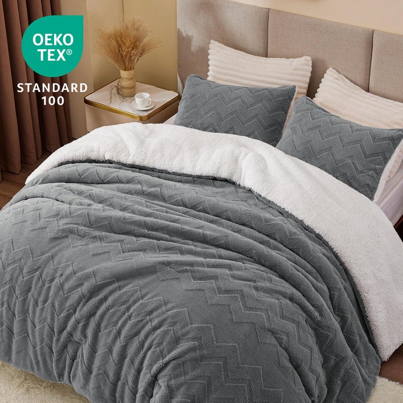 BEDELITE Fluffy Twin Comforter Set - Super Soft Sherpa Grey Comforter for Twin Size Bed, Luxury Warm Bedding Set for Winter, Fuzzy Bed Set 2 Piece (1 Comforter, 1 Pillowcase) - Image 3