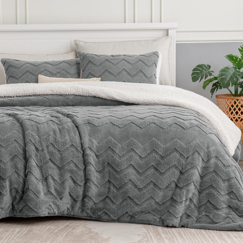 BEDELITE Fluffy Twin Comforter Set - Super Soft Sherpa Grey Comforter for Twin Size Bed, Luxury Warm Bedding Set for Winter, Fuzzy Bed Set 2 Piece (1 Comforter, 1 Pillowcase) - Image 5