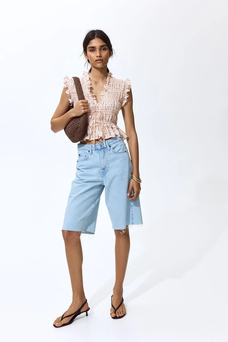 H&M Sleeveless smocked blouse