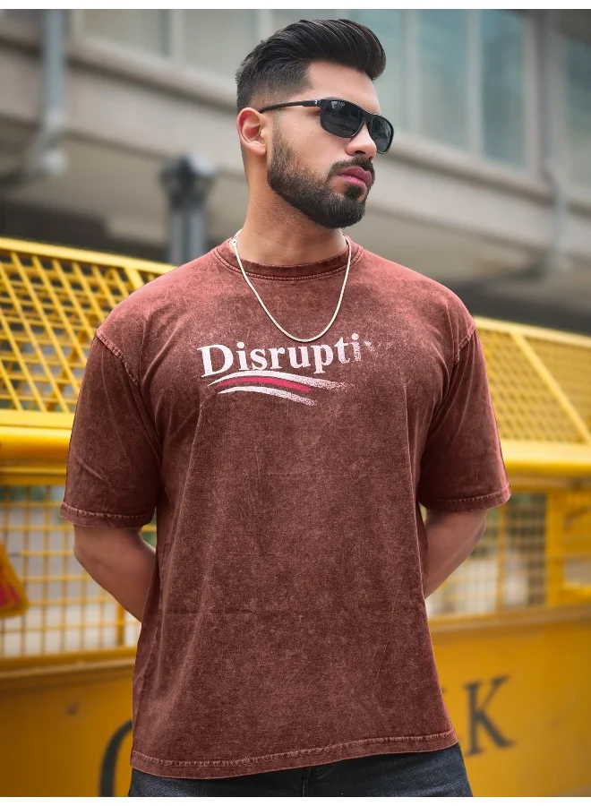 مانياك تيشيرت قطن رجالي مانياك بني بأكمام 3/4 وفتحة رقبة دائرية بتأثير الغسيل البصري