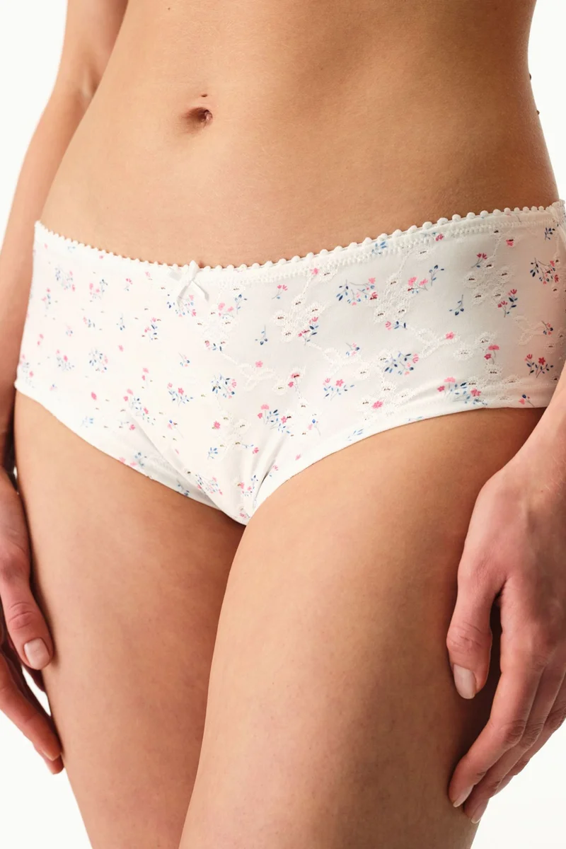 Penti PENTI Broken Eyelet Floral High-Waist Boyshort Briefs