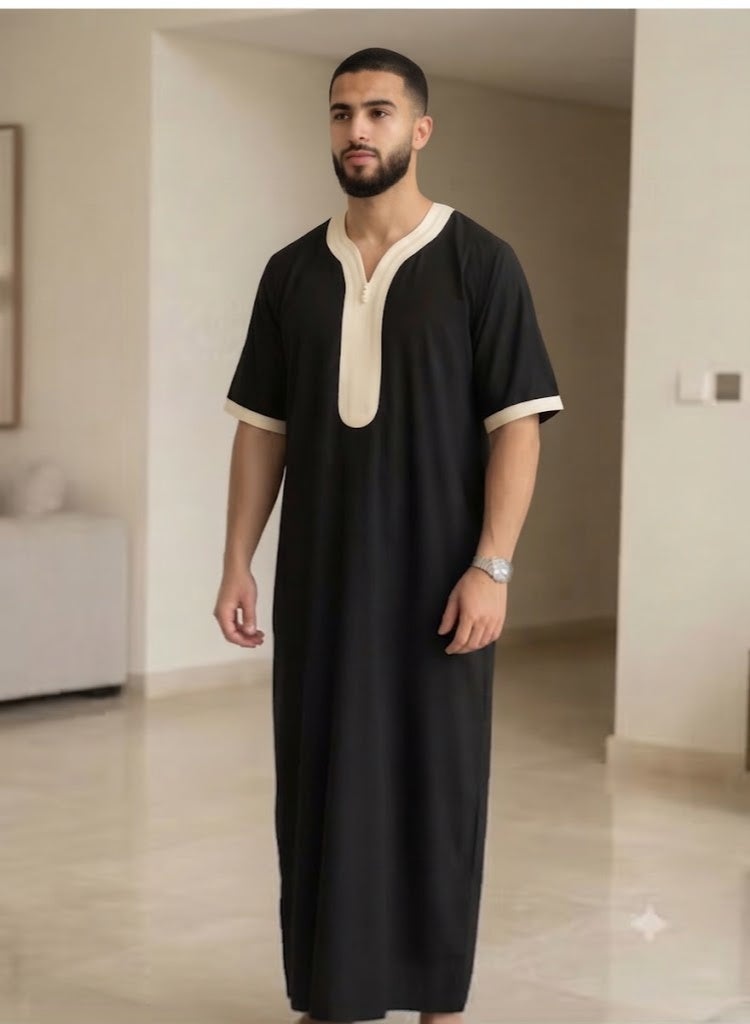 AMYAE Black Emirati Kandura for Men | Traditional Arabic Thobe | UAE Gulf Kandora | Elegant Islamic Men’s Clothing for Eid, Friday Prayer & Special Occasions | Free Size - Image 1