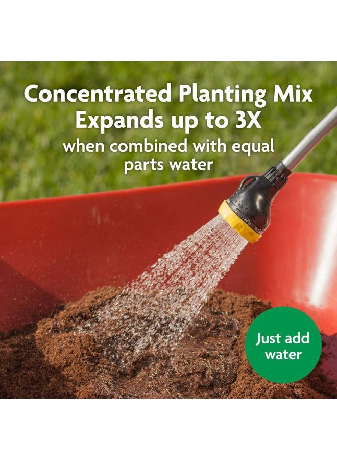 Miracle-Gro Expand 'n Gro Concentrated Planting Mix, Just Add Water for up to 3X Expansion, For Container and In-Ground Use, .33 cu. ft. Expands up to 1 cu. ft. - Image 3