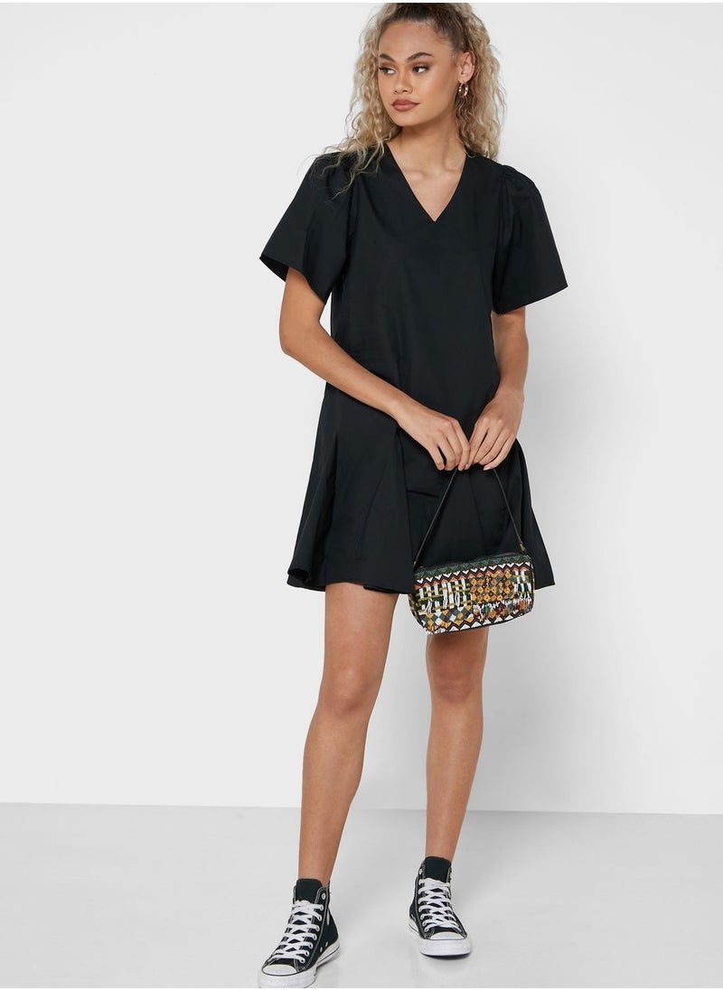 Puff Sleeve Pleated Dress