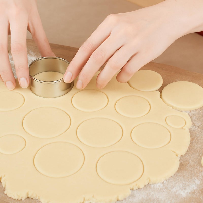 FUSOTO 6PCS Circle Cookie Cutter Set, Large Geometric Stainless Steel Baking Supplies for Homemade Cookies, Round Plaque Cookie Cutters Shapes Biscuit Molds, 6 Sizes (1.5, 2, 2.5, 3, 3.5, 4 Inch) - Image 4