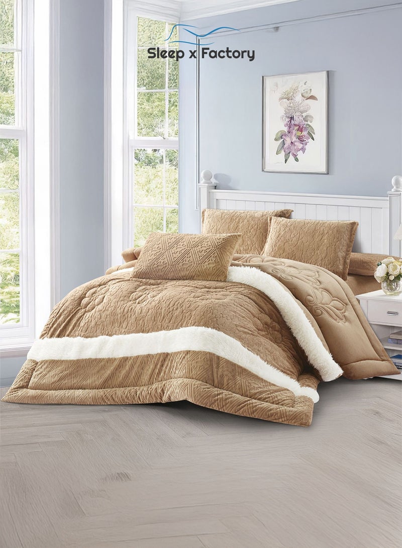 Sleep x Factory LISA 6-Piece Winter Velvet Comforter Set – King 240×260 cm - Image 1