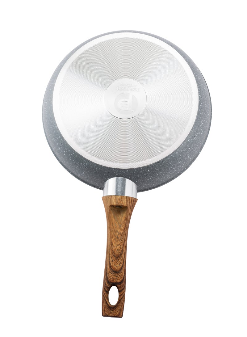 بيرفكت كيتشن مقلاة المنيوم غير قابل للالتصاق مع مقبض خشب  مقاس  26 سم لون بيج - Image 5