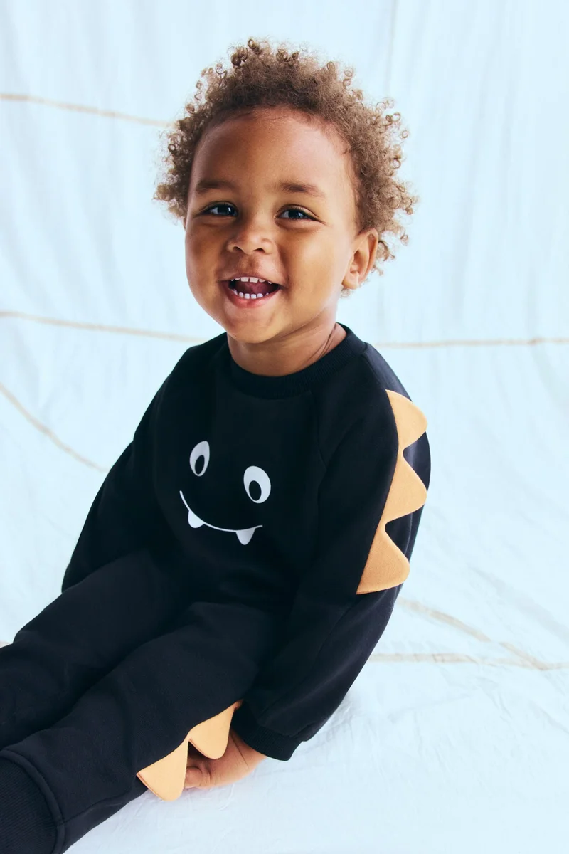 H&M 2-piece appliquéd sweatshirt set