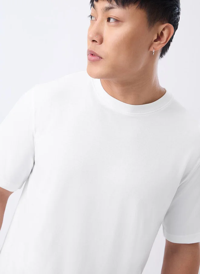 The Souled Store  The Souled Store Men Relaxed Fit Solid White T-Shirt  | Best Price UAE