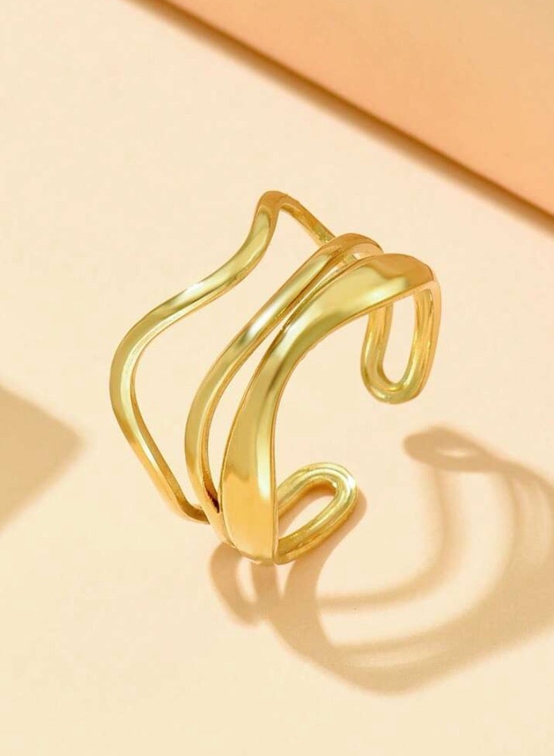 إيكوال خاتم نسائي من الاستانلس ستيل مطلي باللون الذهبي بمقاس موحد - Image 1