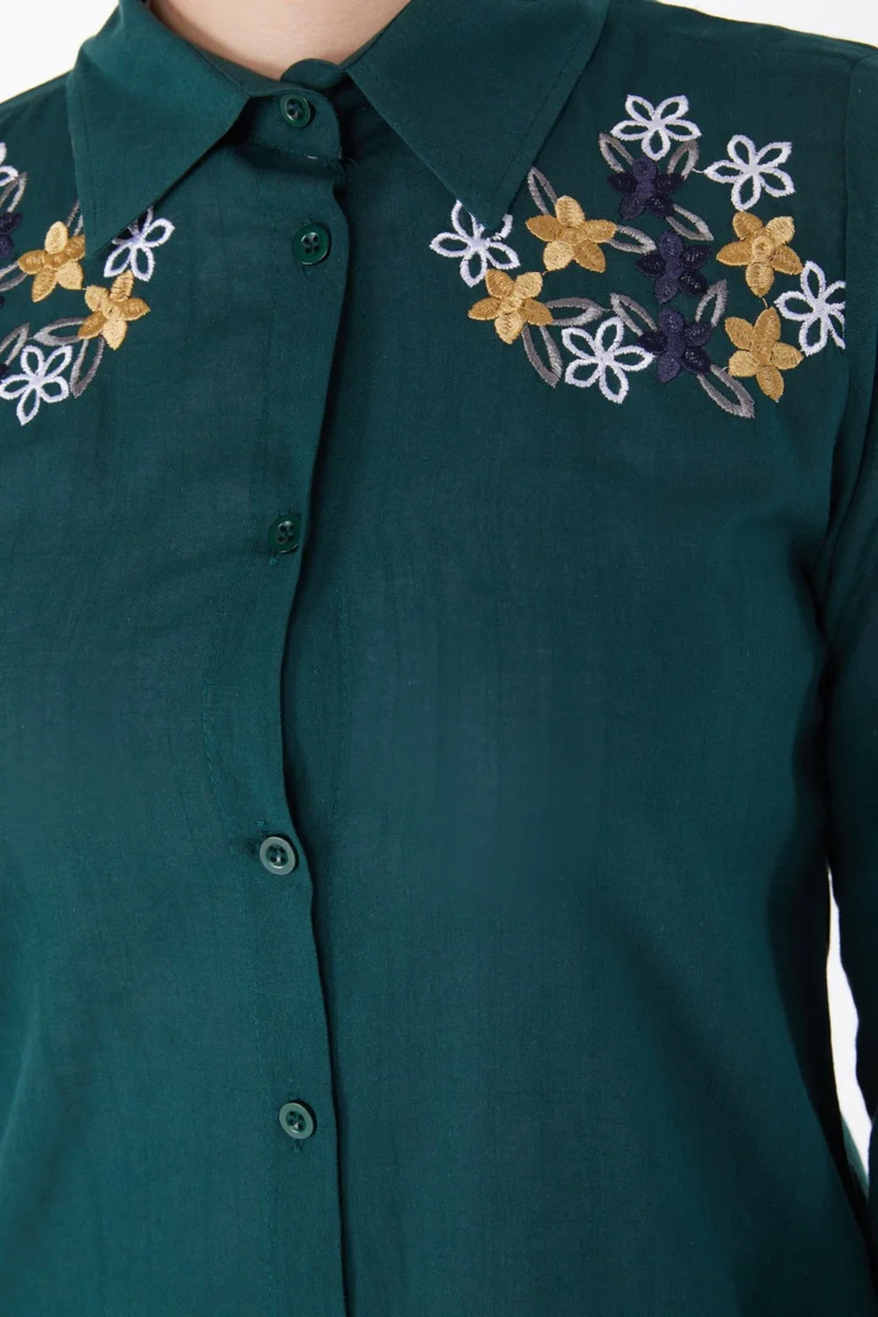 Tofisa Plain Shirt Collar Women's Green Embroidered Shirt - 13167